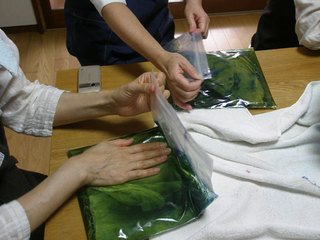 201408藍袋染め1.jpg
